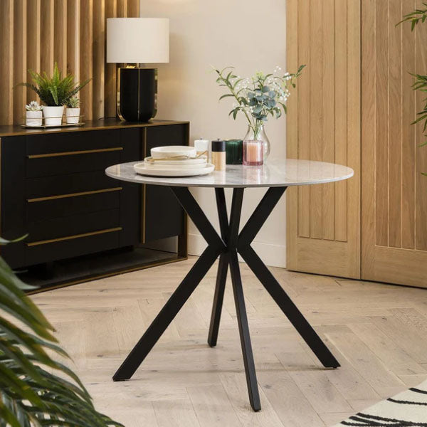 Fully Upholstered Indoor Furniture - Dining Set - Aalto