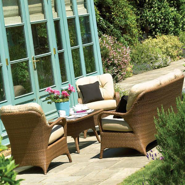 Outdoor Furniture - Wicker Sofa - Conservatory